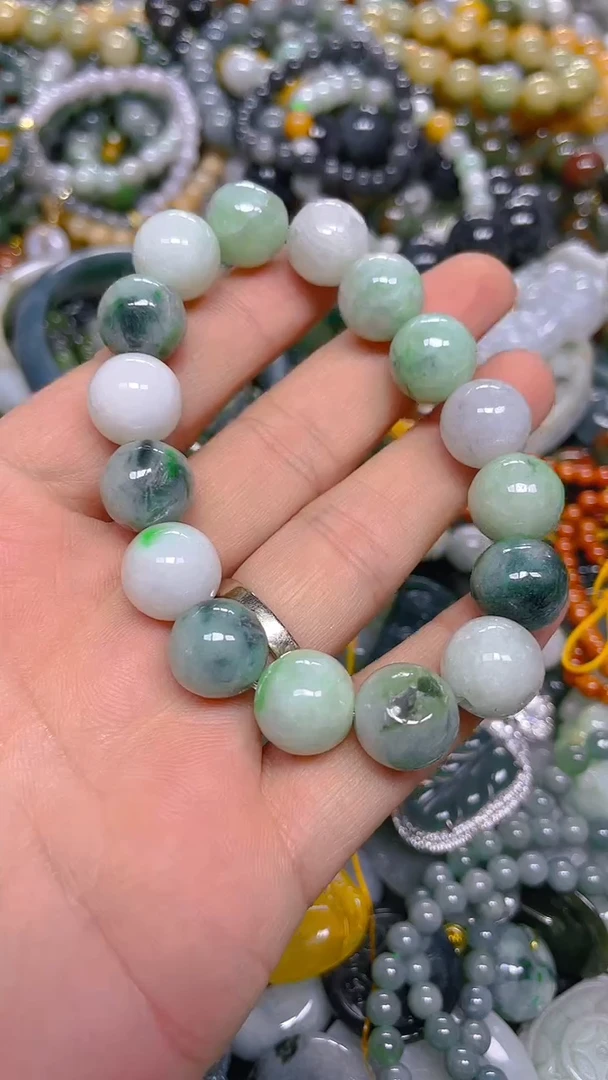 颈饰未镶嵌翡翠12mm/ T /翡翠A货，一件也是批发价
