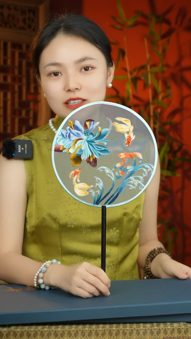 刺绣非遗苏绣纯手工团扇