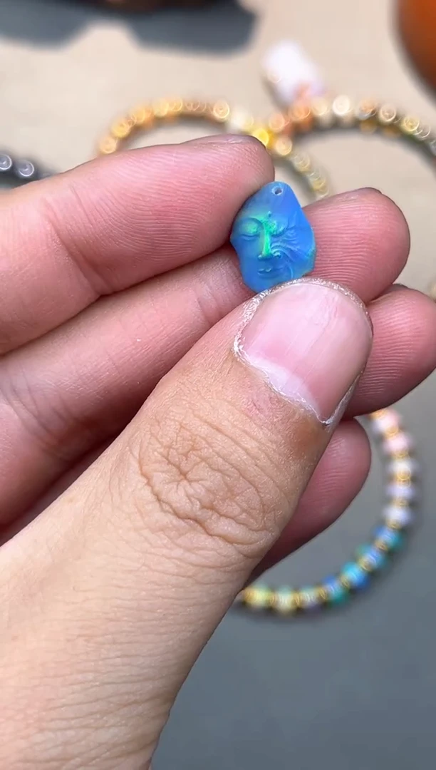 欧泊未镶嵌1欧泊一念之间侧挂多样性发其一