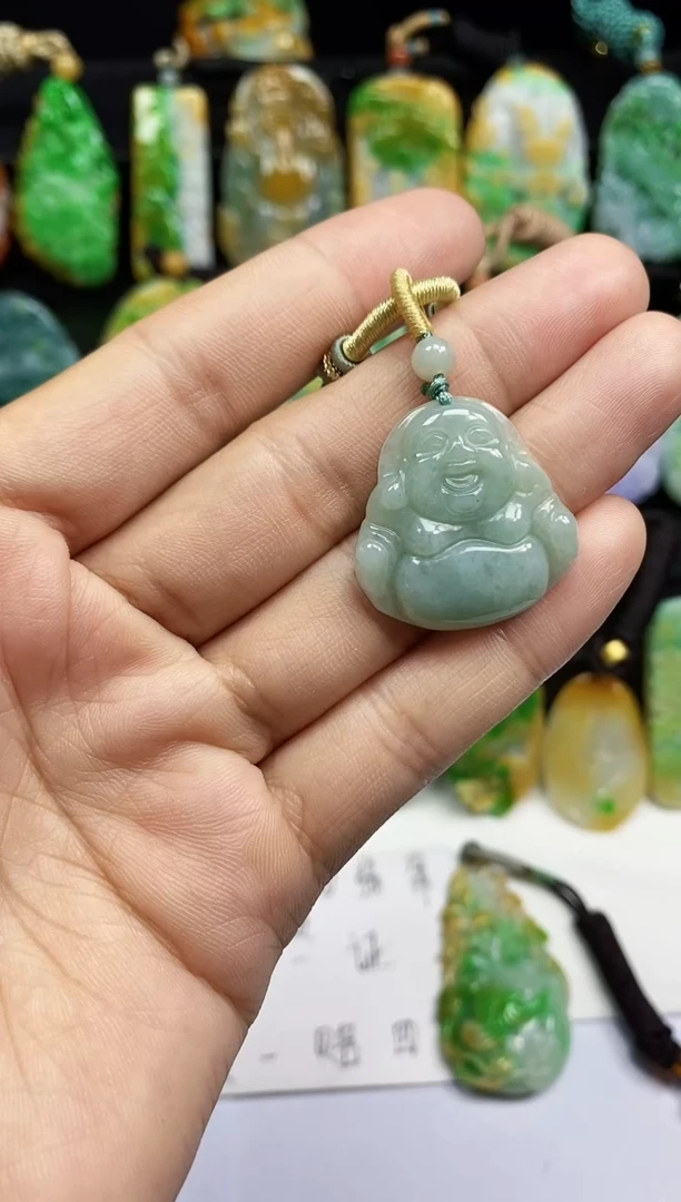 翡翠未镶嵌颈饰翡翠A货