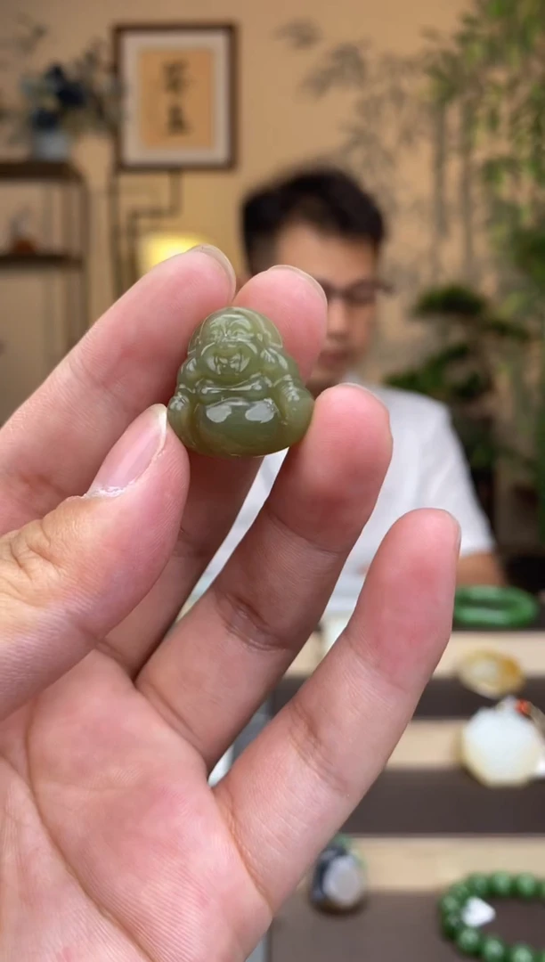 和田玉未镶嵌吊坠(不含链)1