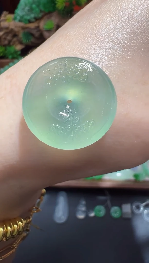 未镶嵌定制翡翠20.7*6仿古扣子