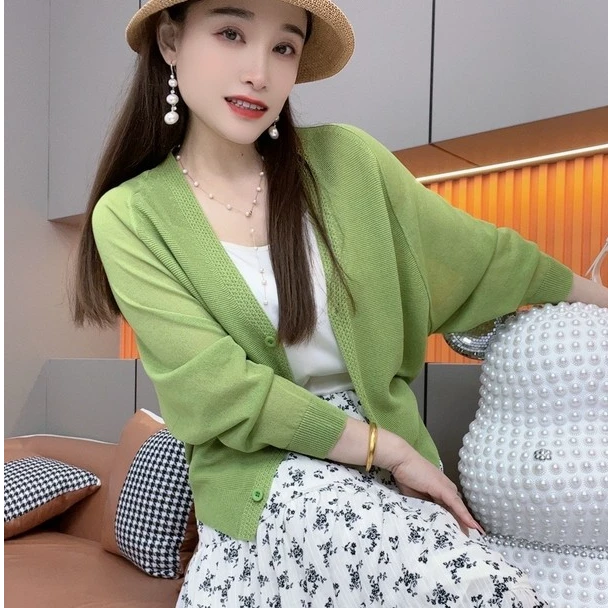 2025夏季新款镂空冰丝开衫女外套针织空调衫短款长袖薄款防晒衣服