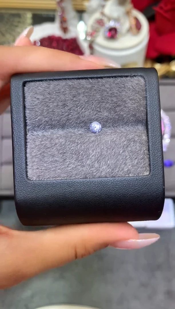 未镶嵌裸石定制尖晶石圆切 越南尖晶 0.44ct