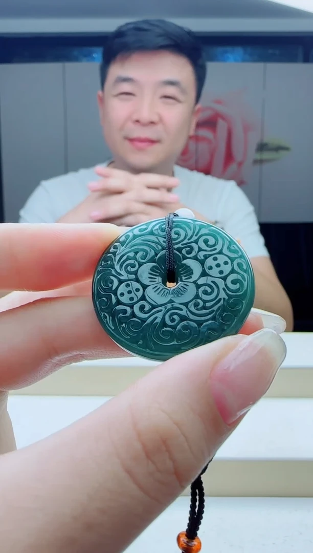 颈饰未镶嵌翡翠多样性发其一