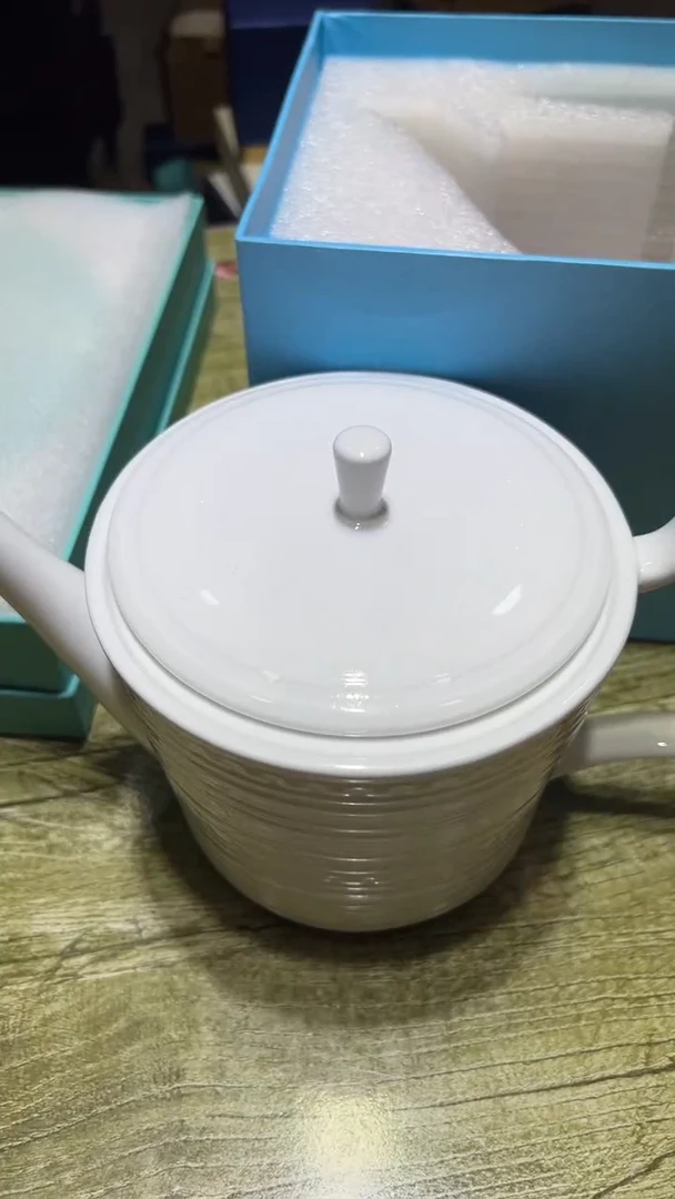 瓷片碗碟好物一件不留@@1