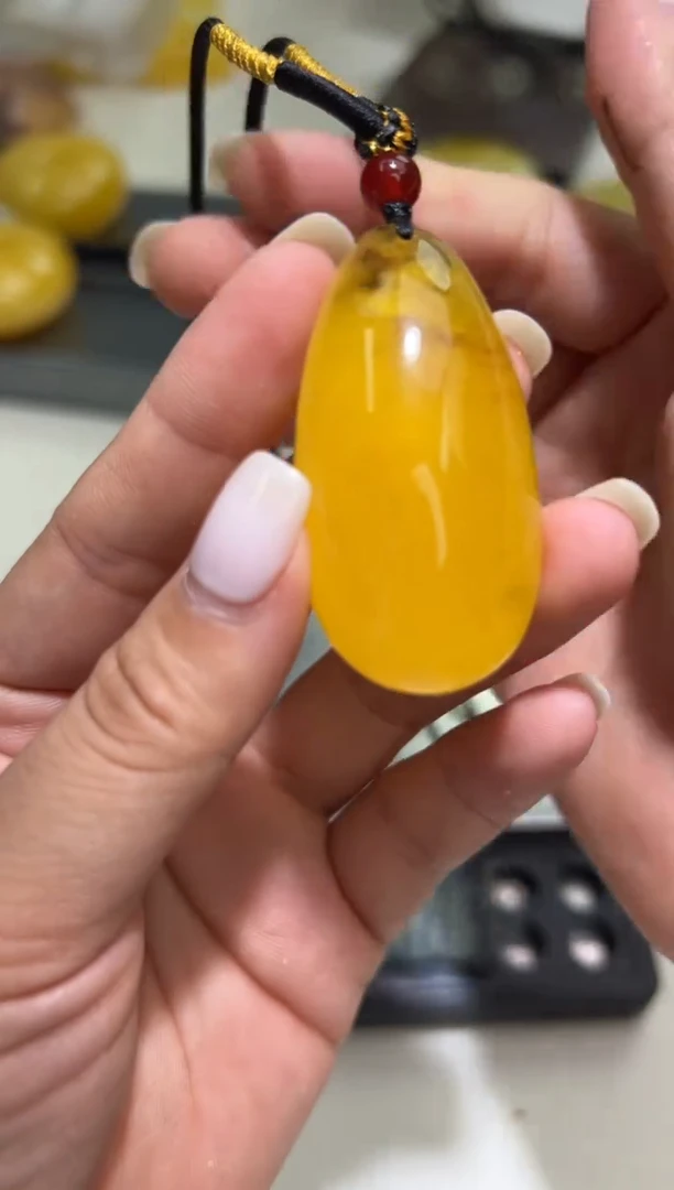 裸石琥珀未镶嵌琥珀蜜蜡吊坠