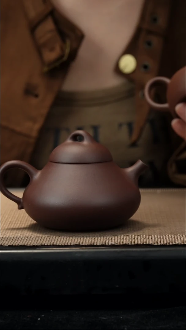 紫砂茶盏/*深井紫泥憨瓢170CC