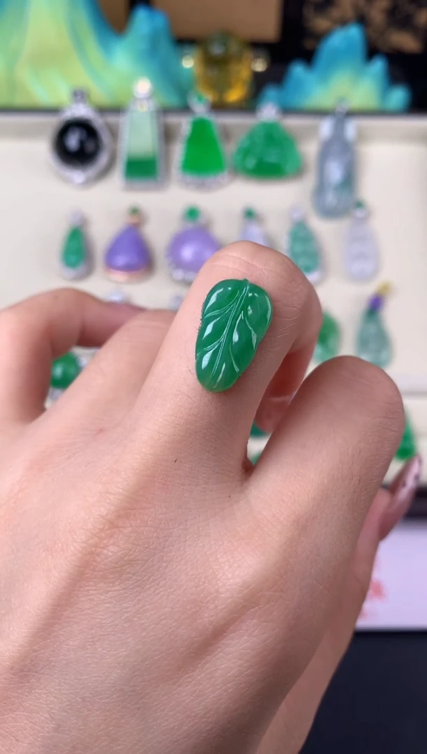 未镶嵌定制翡翠裸石（镶嵌定制）