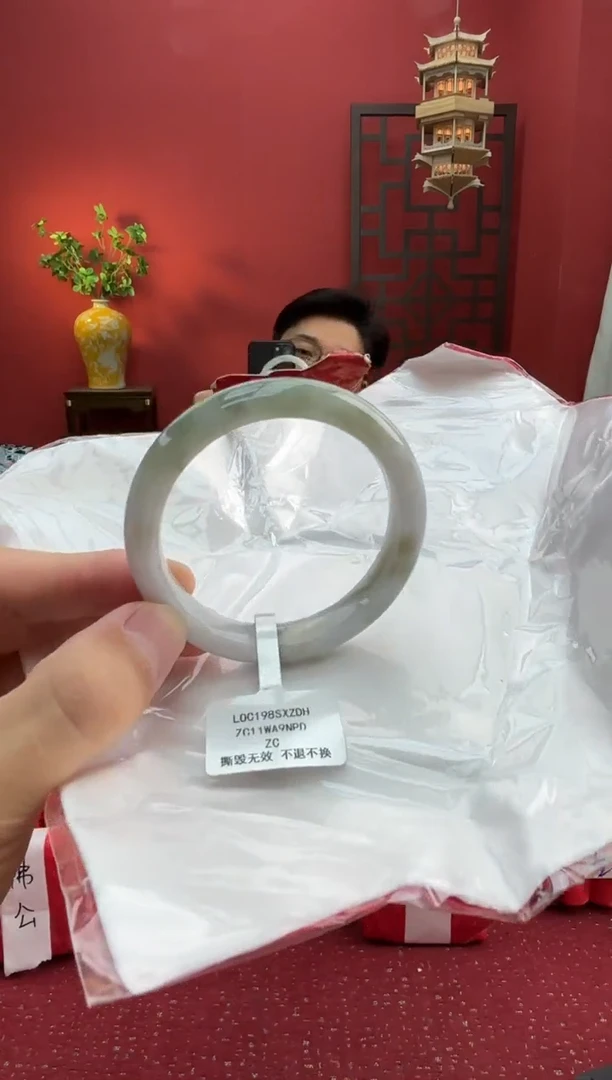 未镶嵌手镯翡翠翡翠手镯2