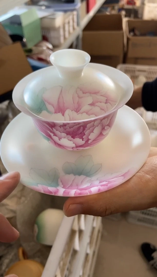 无运费险有瑕疵的摄影的产品有使用过的痕迹有点脏介意勿拍