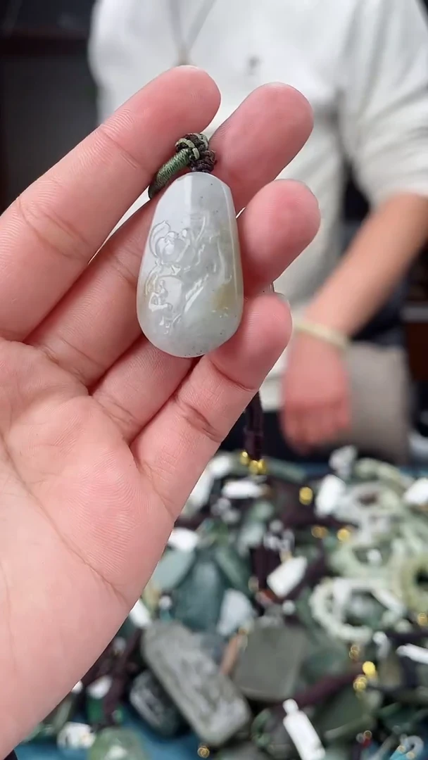 【闪购商品】和田玉（糖玉）颈饰未镶嵌多样性发货，一物一拍