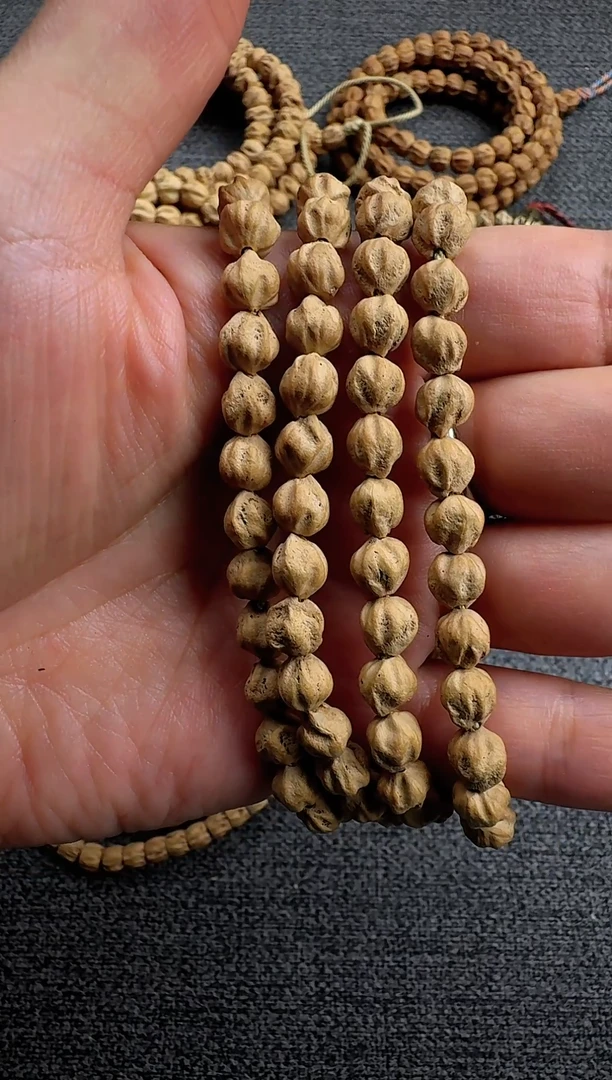 手串柏香籽/百香籽郎**里莲花