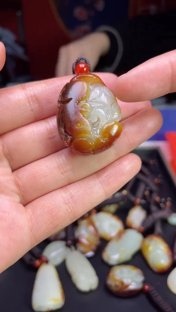 颈饰未镶嵌和田玉123