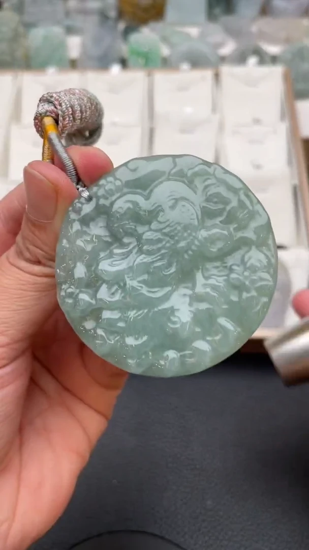 颈饰未镶嵌翡翠天然缅甸翡翠A货237