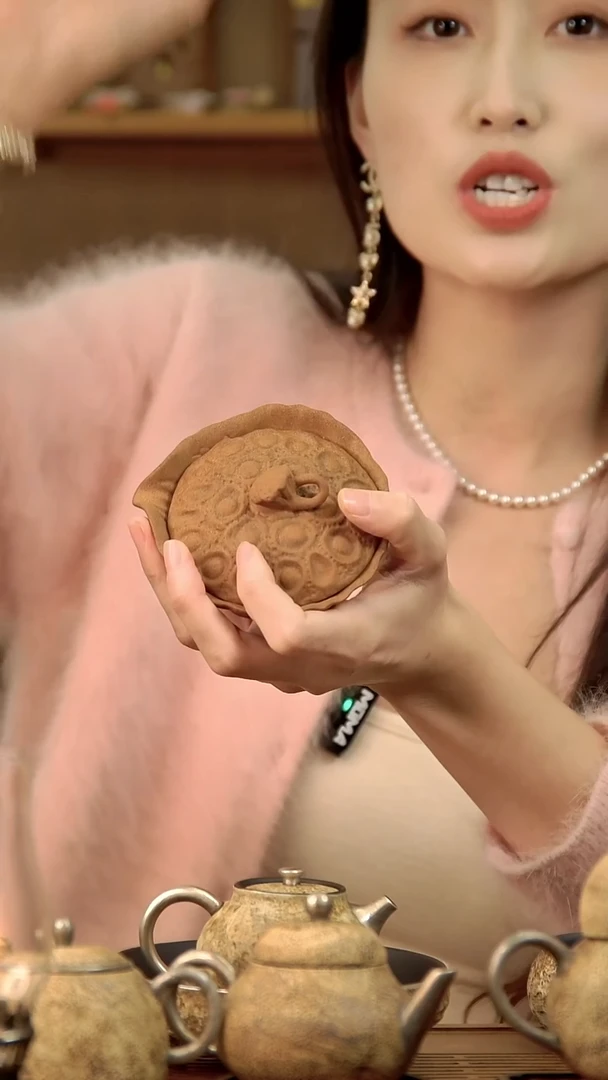 言野手作 莲蓬壶