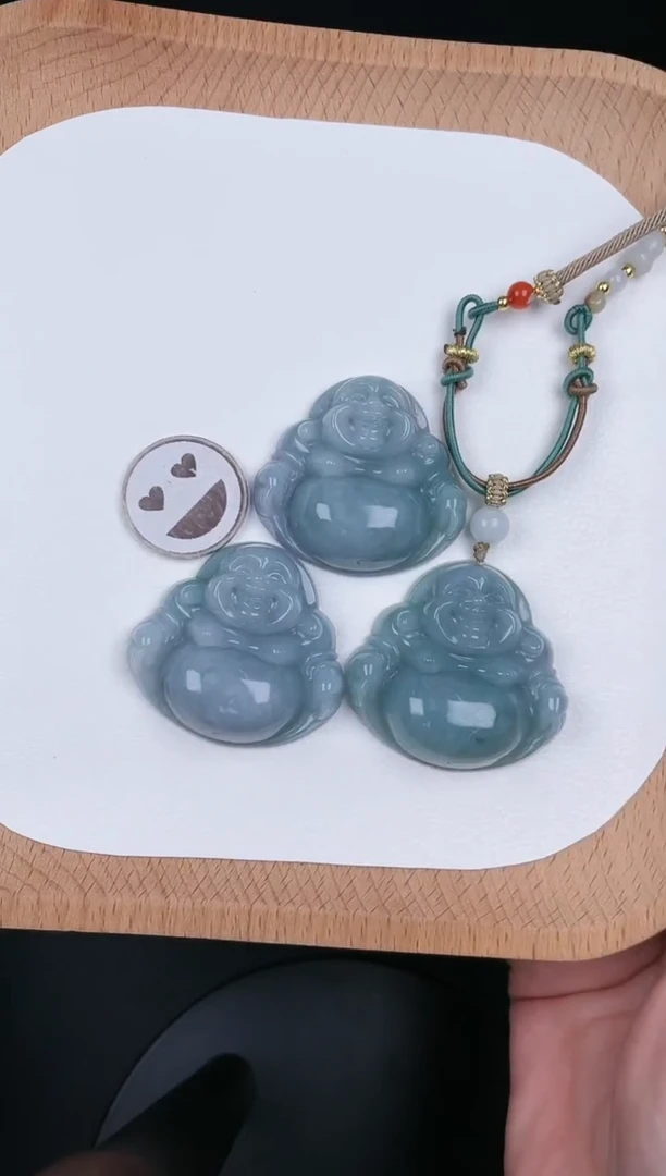 翡翠未镶嵌颈饰LA031翡翠油冰中佛+送同款绳子（多样性发其一）