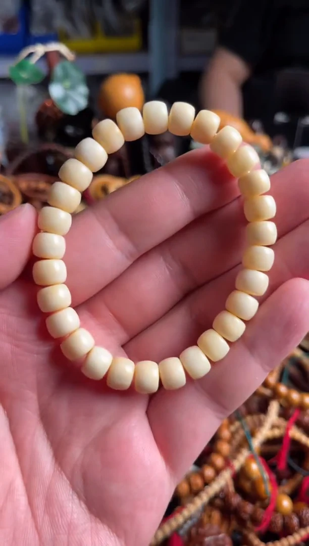 白玉菩提吊坠王胖子文玩工作室龙脊新料