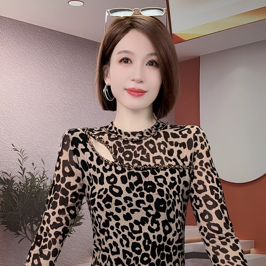 重工钉珠圆领网纱T恤女长袖豹纹显瘦上衣时尚百搭大码打底衫小衫