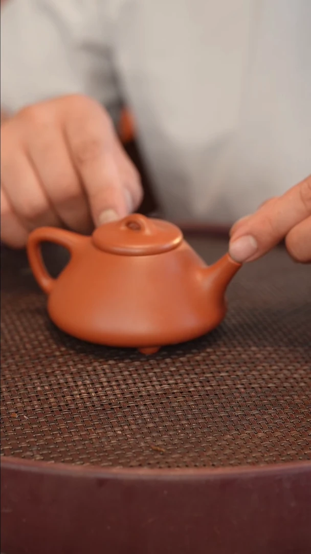 茶壶紫砂朱泥 半手工 子冶石瓢 170cc