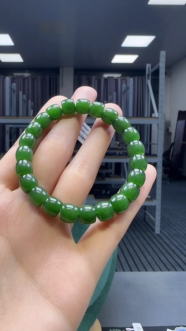未镶嵌手串和田玉1