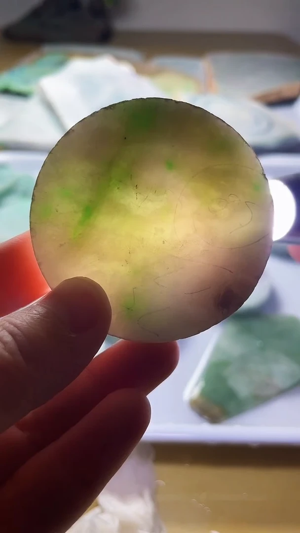 【闪购商品】翡翠颈饰未镶嵌10018灼心