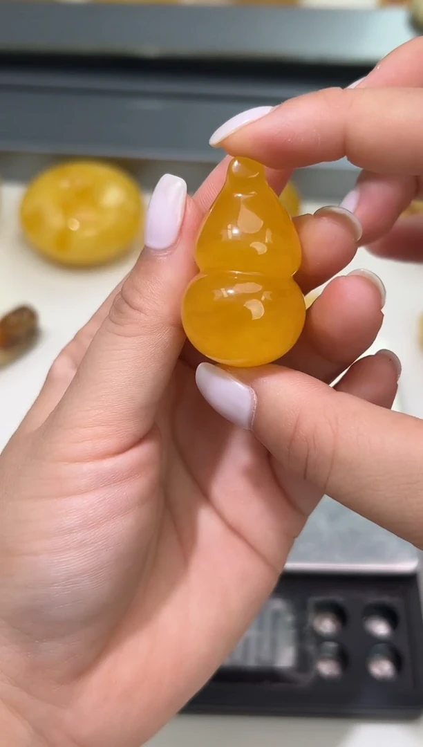 裸石琥珀未镶嵌琥珀蜜蜡吊坠