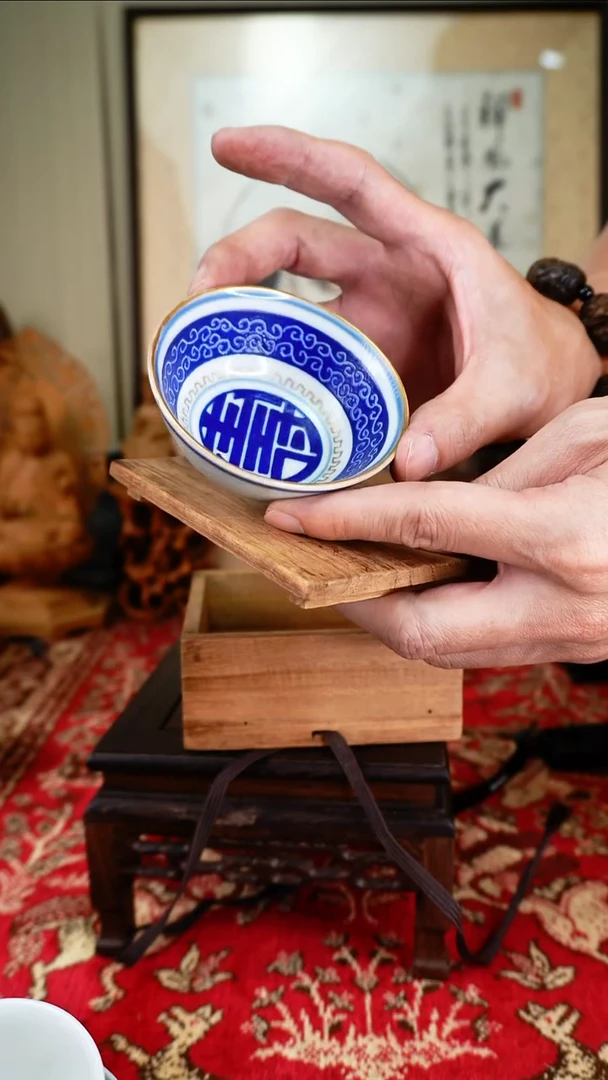 手工艺品琉璃瓷器