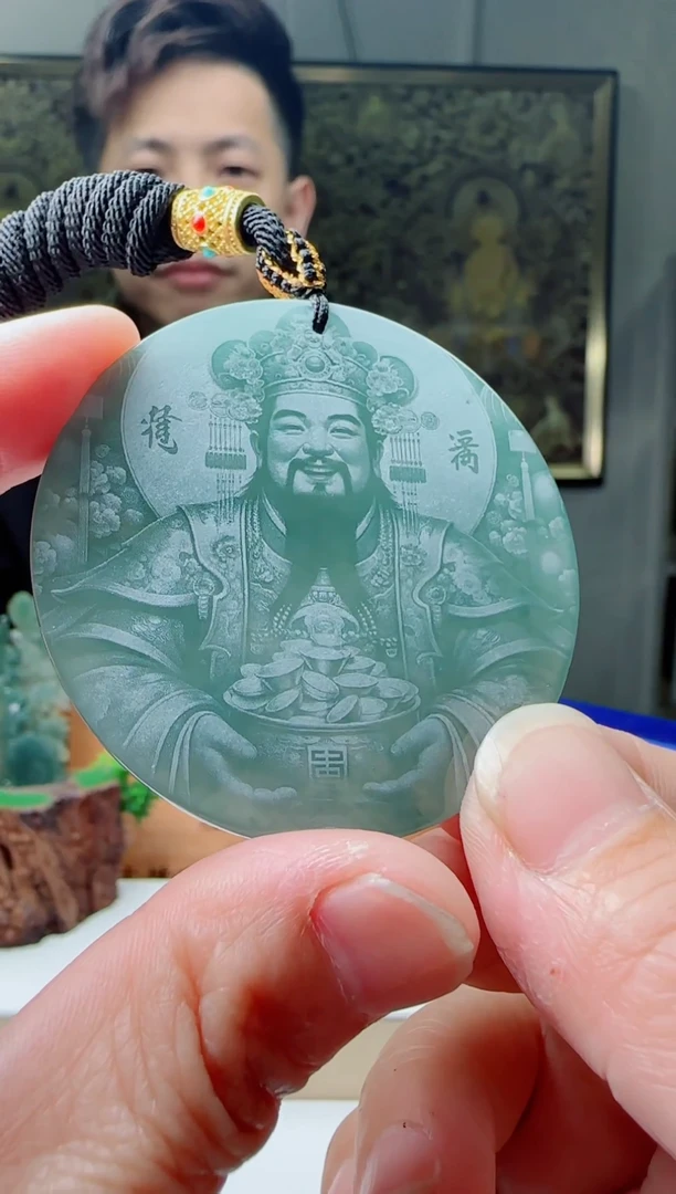 【闪购商品】翡翠颈饰未镶嵌多样性随机发其一