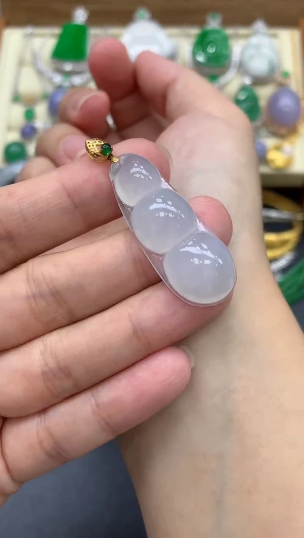 翡翠18K金镶嵌颈饰109-中国好珍宝