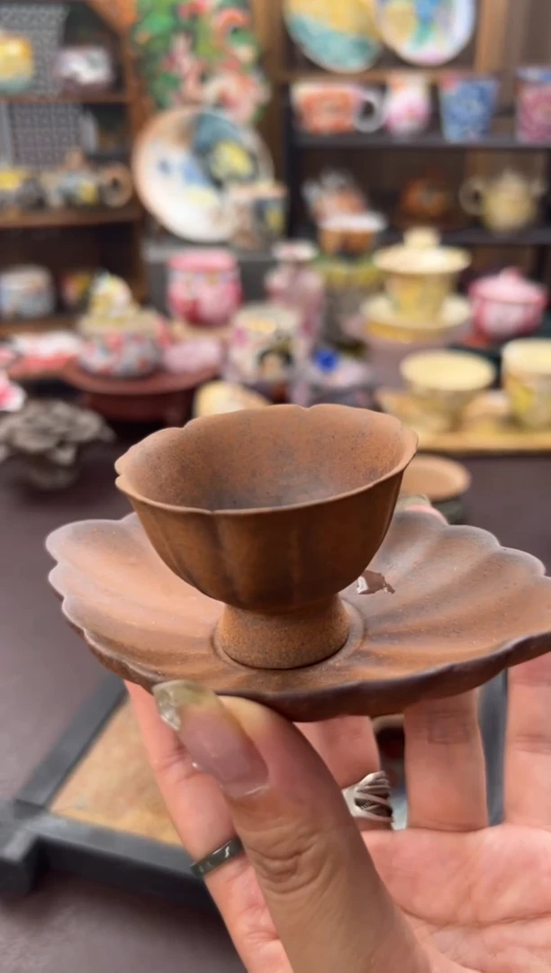 素慕堂粗陶小高足花口杯套杯