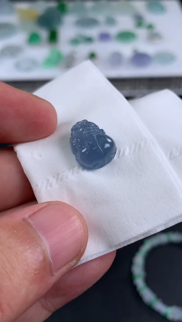 未镶嵌定制翡翠大*翡翠