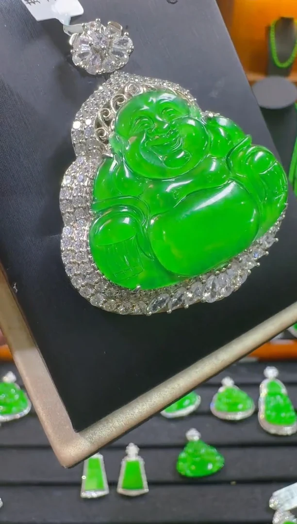 翡翠银S925镶嵌吊坠(赠链)天然A货翡翠