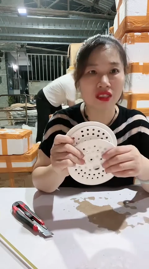 瑕疵13白色垫子两个