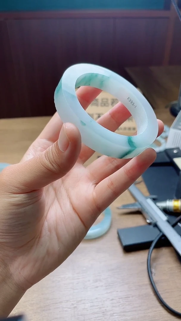 定制翡翠手镯未镶嵌$***乐定制