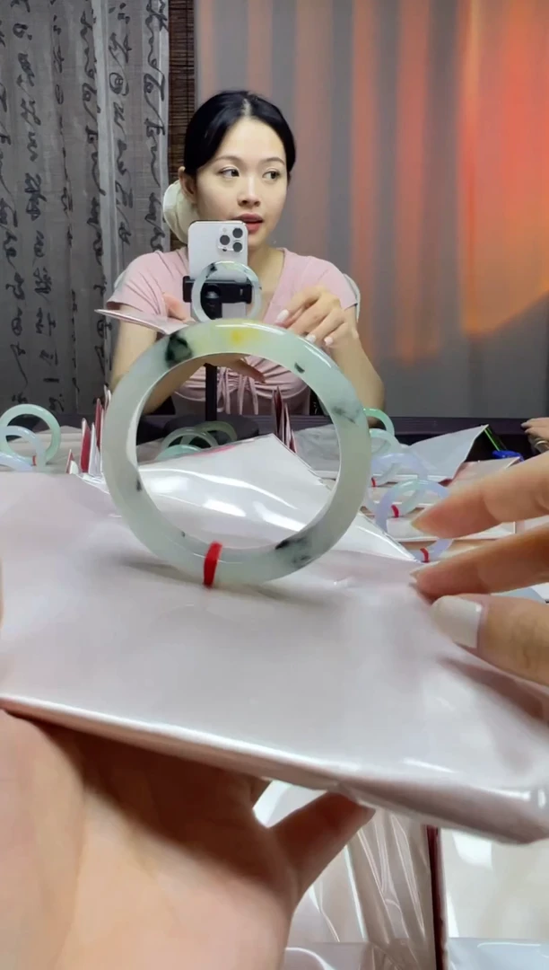 未镶嵌手镯翡翠60圈 正圈