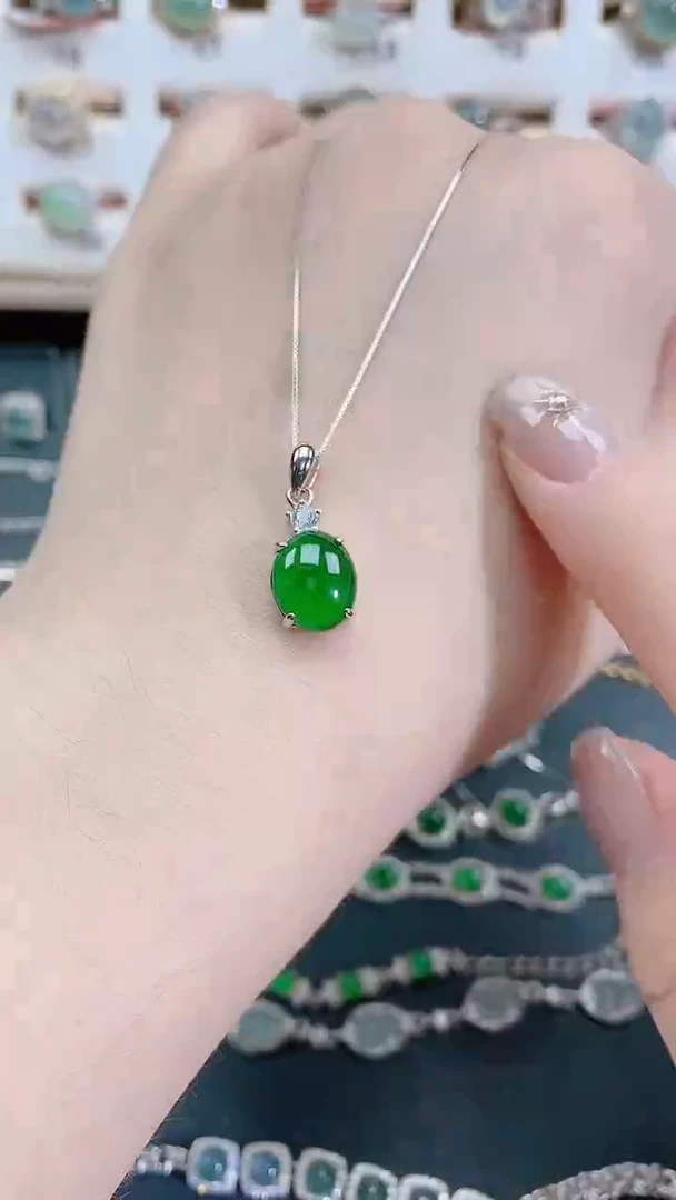 颈饰银S925镶嵌翡翠天然翡翠