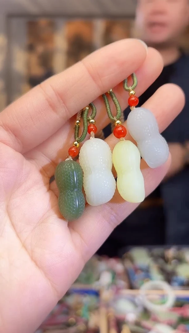 【闪购商品】和田玉挂件未镶嵌拍一发一多样性发货