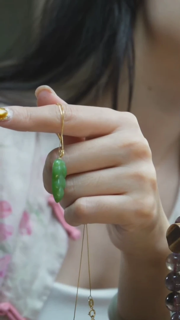 和田玉18K金镶嵌颈饰I28