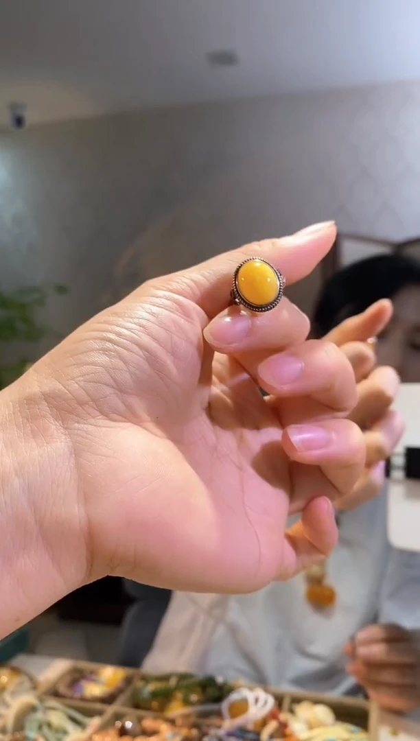 裸石琥珀未镶嵌天然琥珀蜜蜡首饰