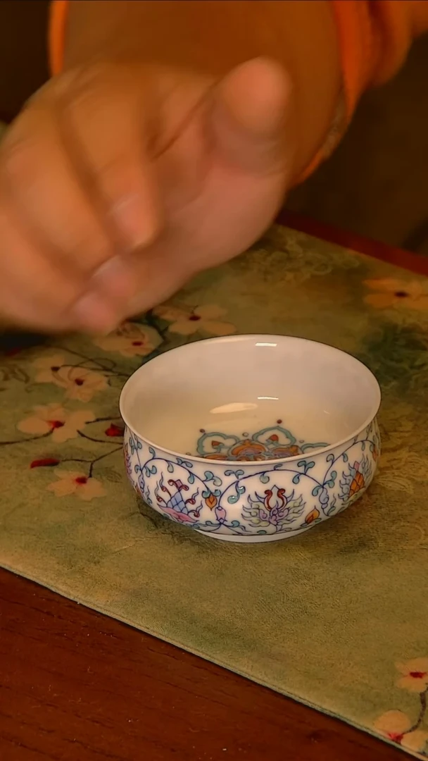杯手工手绘杯杯很美丽