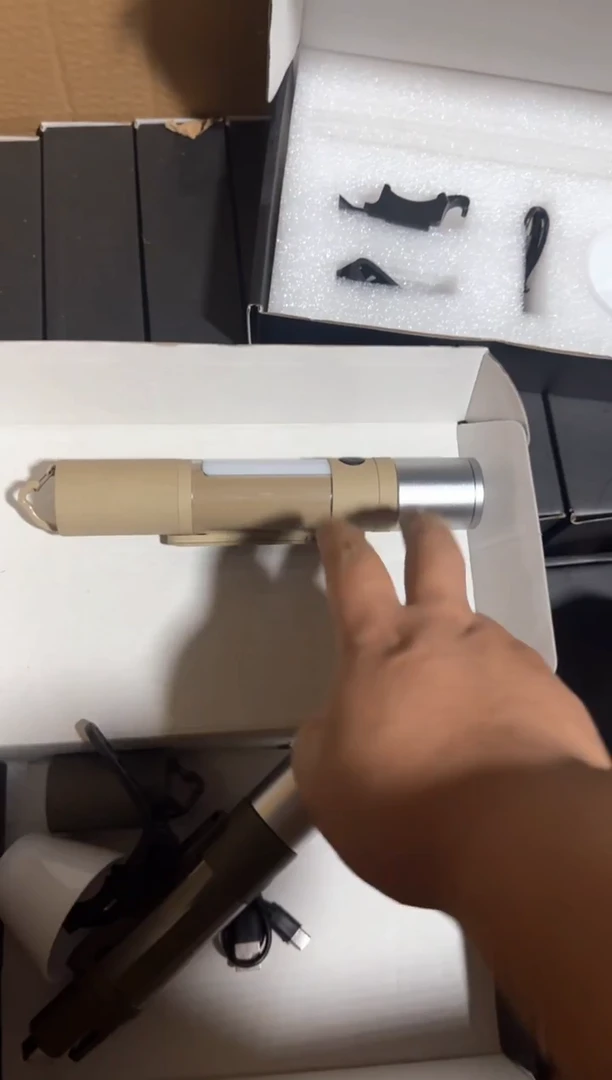 【小某米同款】168多功能车载应急露营变焦侧灯手电筒