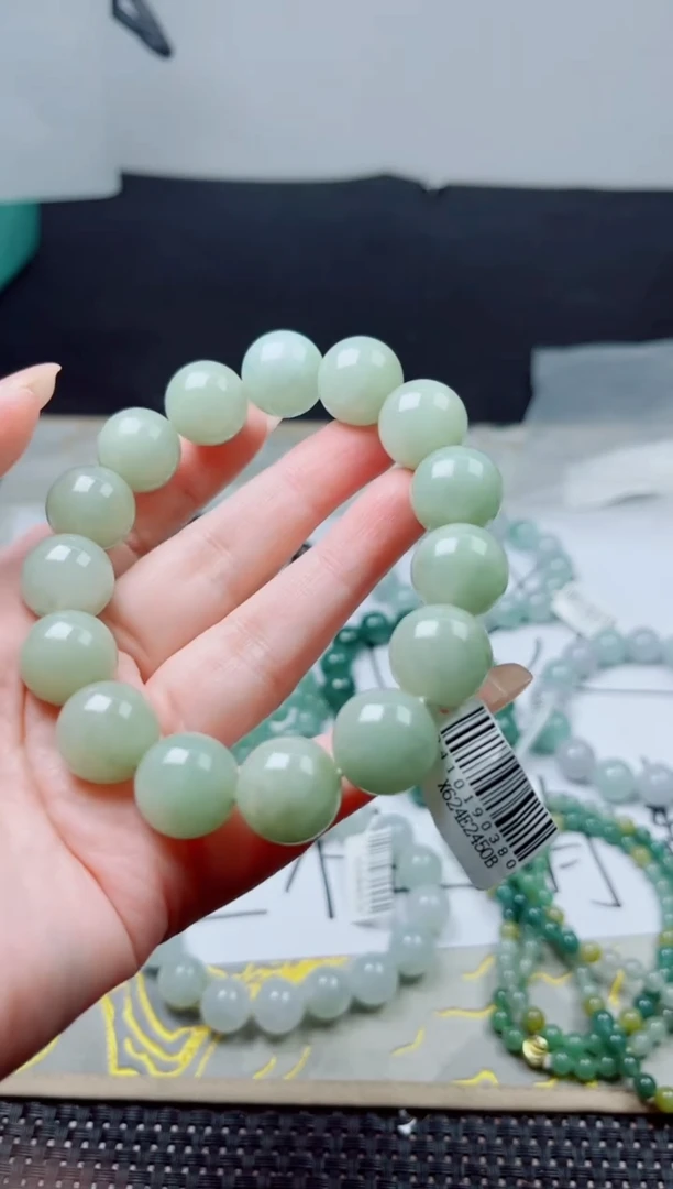 未镶嵌定制翡翠翡翠