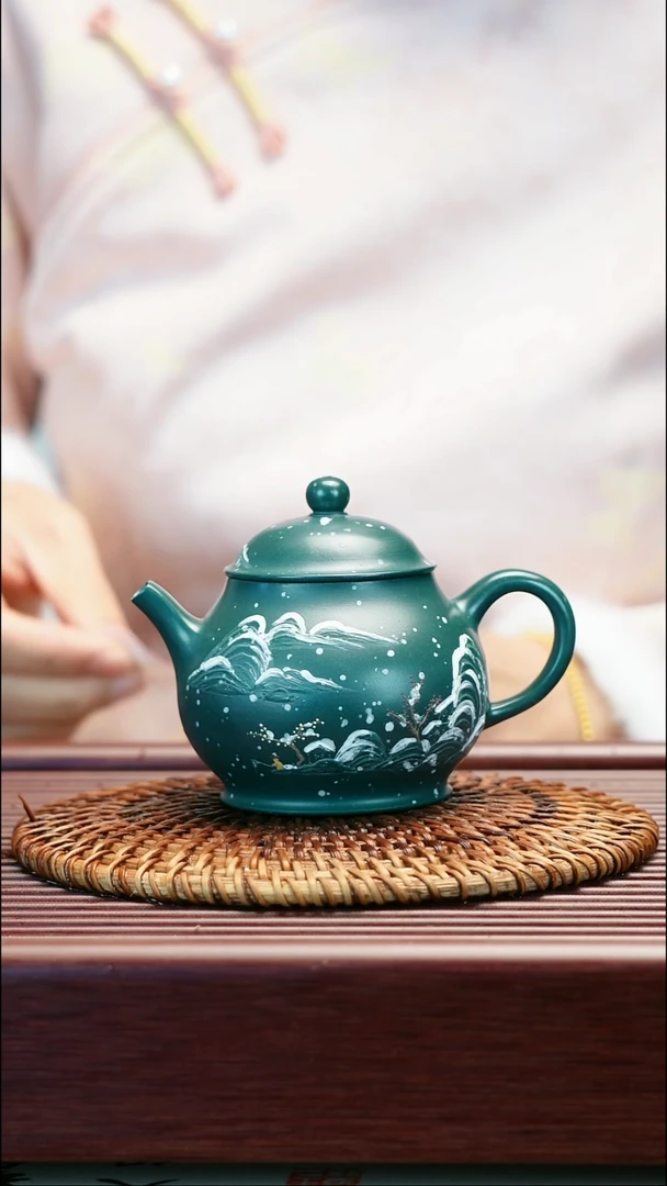 茶壶紫砂原矿绿泥 泥绘 容天壶 200cc
