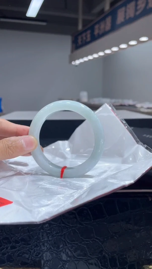 未镶嵌手镯翡翠11