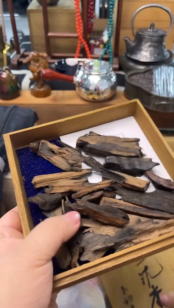 瓷片XX炎美壹号铺质量保证