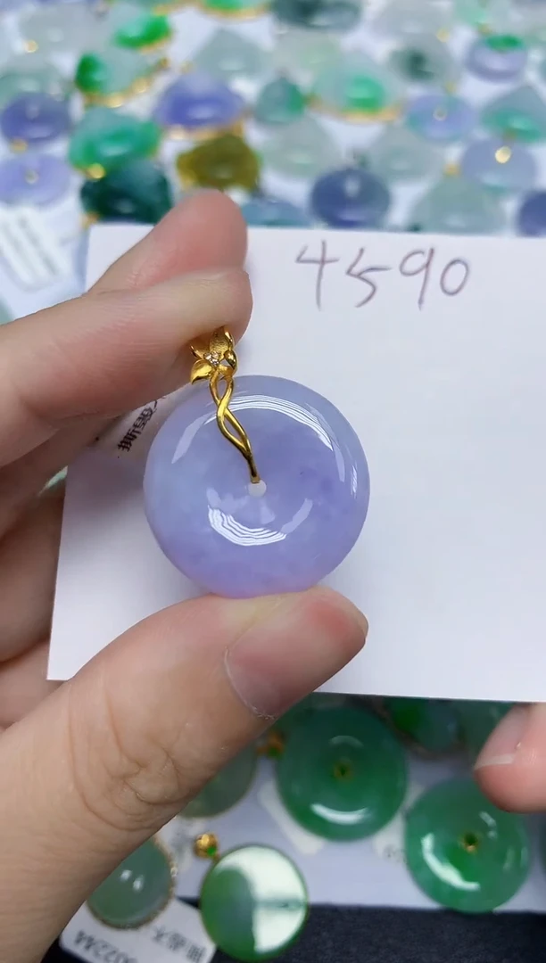 翡翠未镶嵌颈饰天然缅甸翡翠A货