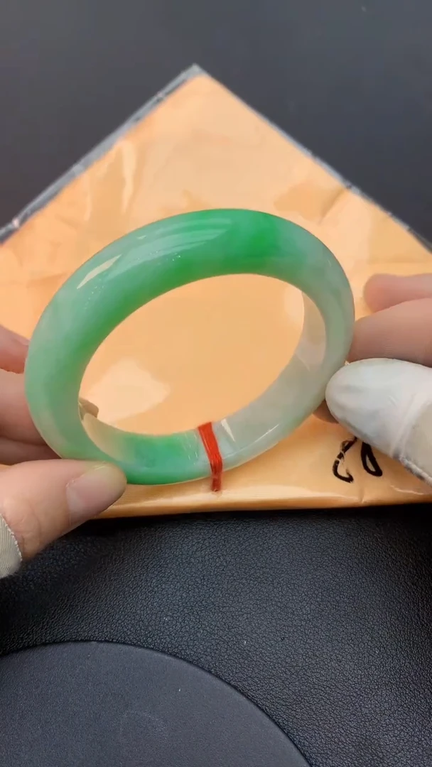 未镶嵌手镯翡翠0081076099