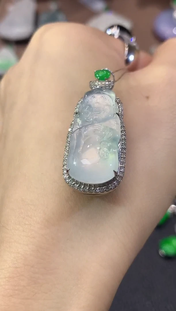 吊坠(不含链)18K金镶嵌翡翠D28