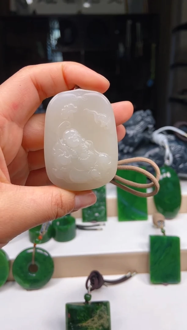 【闪购商品】和田玉挂件未镶嵌1